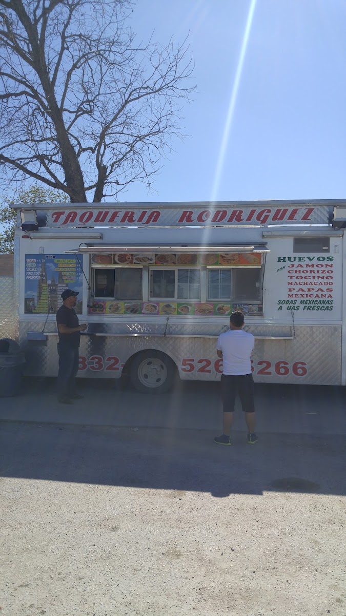 Taqueria Rodriguez (Food Truck)